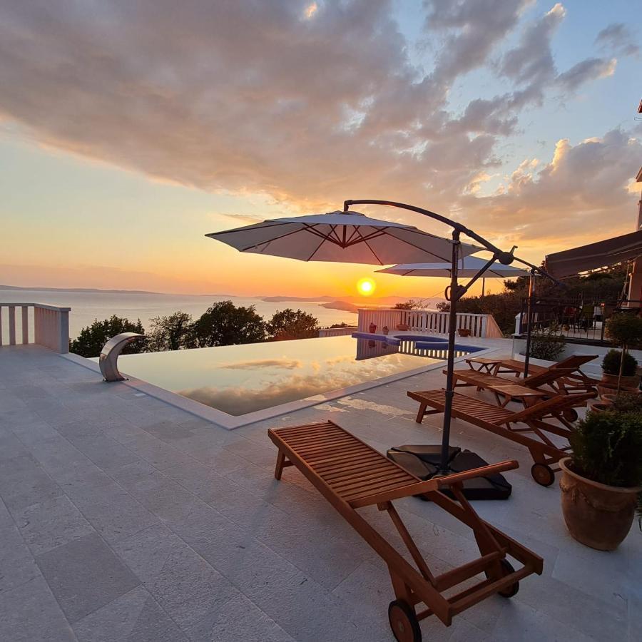 Sea View Luxury Apart Hotel Villa Conte With Swiming Pool And Romantic Spa Подстрана Екстер'єр фото