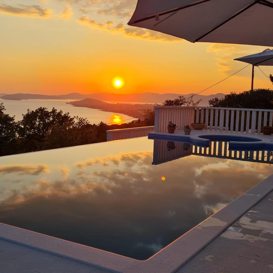 Sea View Luxury Apart Hotel Villa Conte With Swiming Pool And Romantic Spa Подстрана Екстер'єр фото